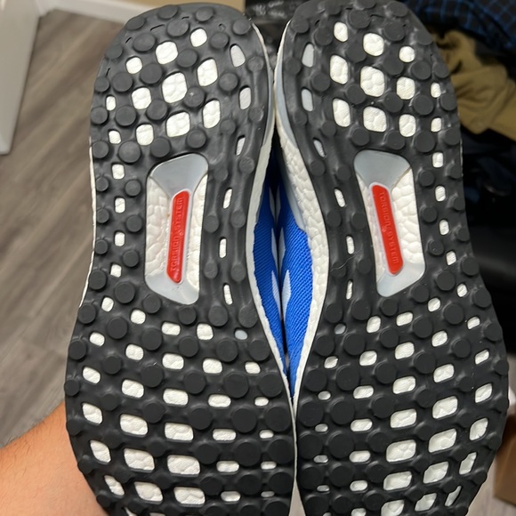 Adidas UltraBoost Mid in Blue mens 9.5 worn once - Picture 6 of 8